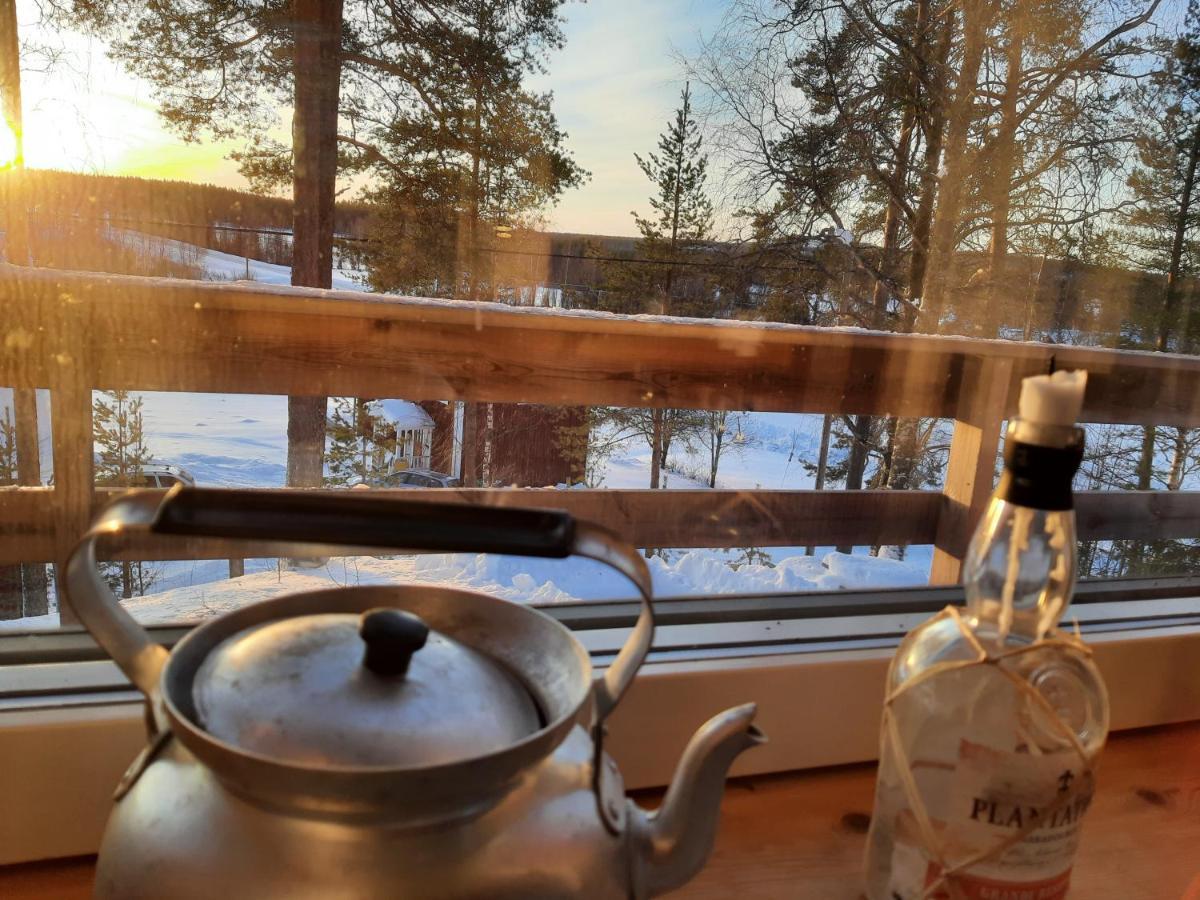 Kalix Riverside Inn, Farm Timbering Bagian luar foto